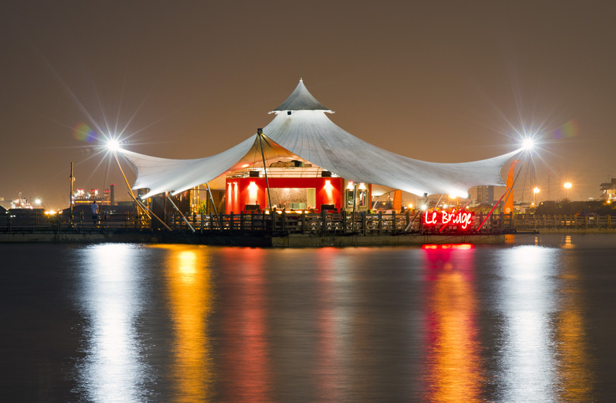 Le Bridge by Didik