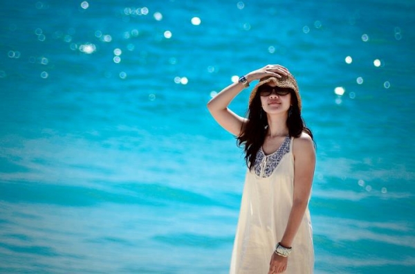 Woman in Blue by Moulvy
