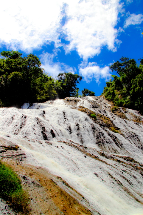 AIR TERJUN CIPAREANG by agustina basri sutrisna