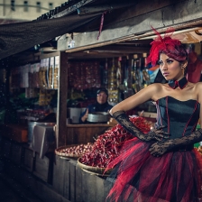 di pasar tradisional by Heri Budianto